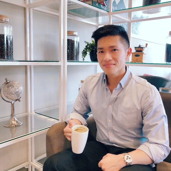 Meet your Posher, Evan - Picture 1 of 2